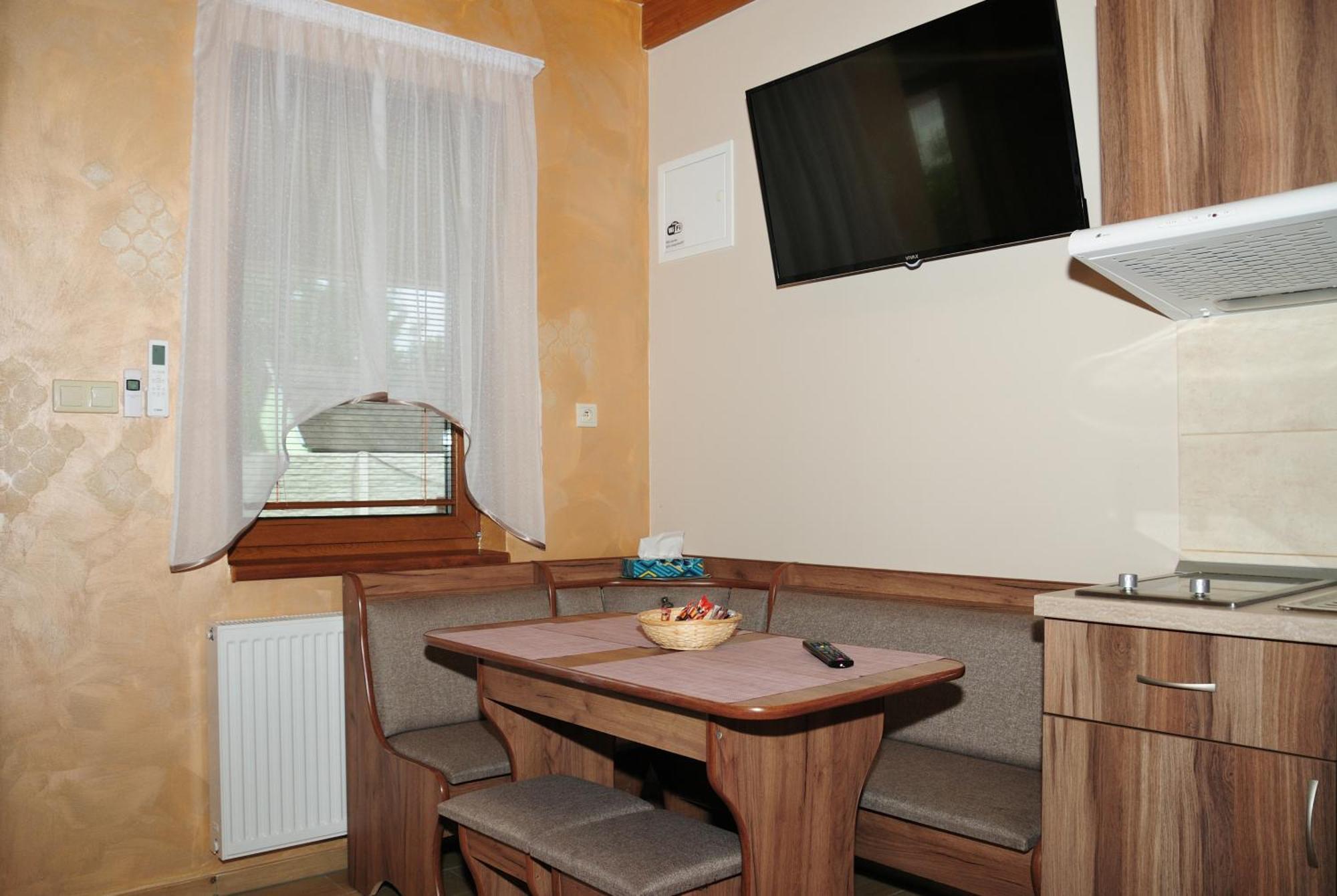 Nero Apartman Velky Meder Exterior photo