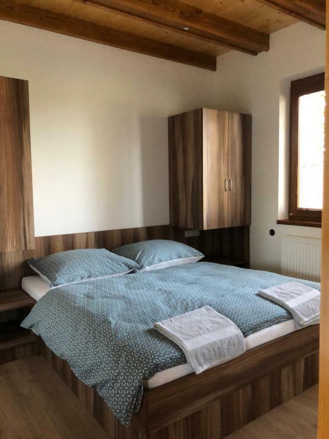Nero Apartman Velky Meder Exterior photo