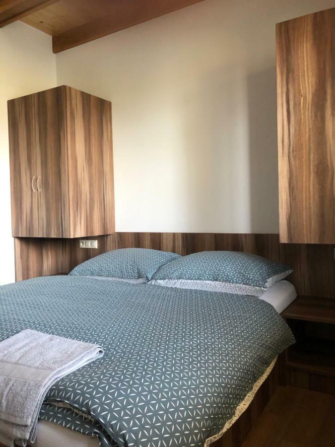 Nero Apartman Velky Meder Exterior photo